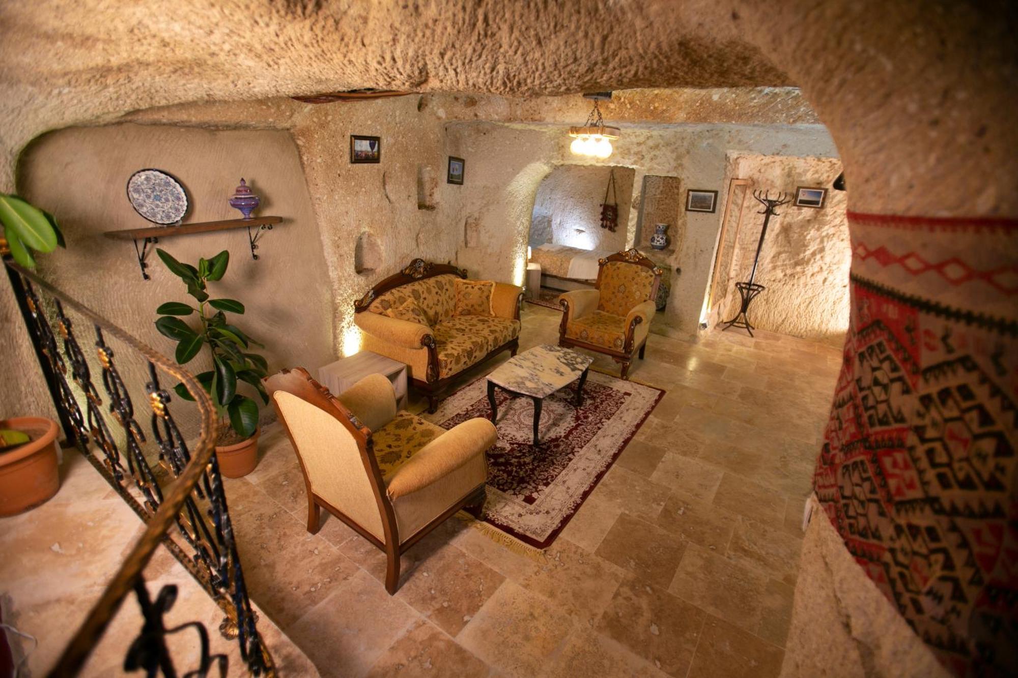 Kamelya Cave Hostel (Adults Only) غوريمِيه المظهر الخارجي الصورة